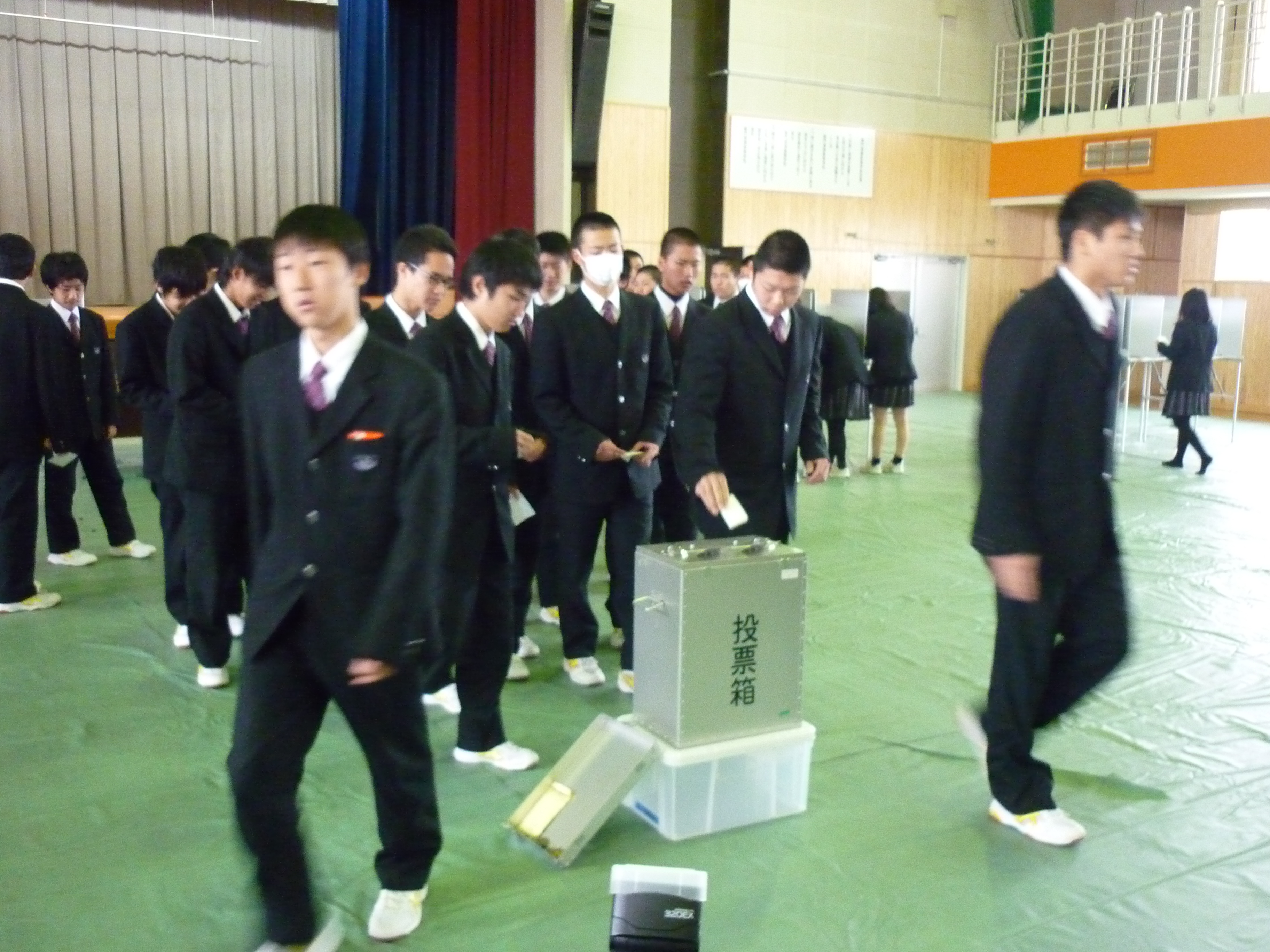 投票するってこんな感じか？